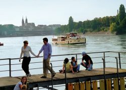 Paar am Rhein